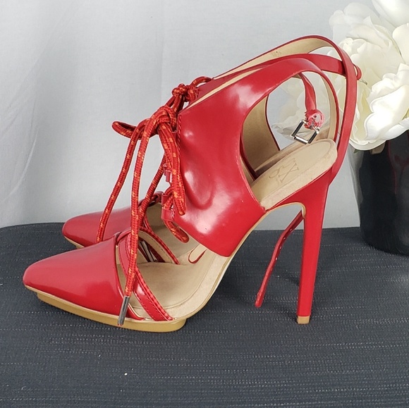 GX by Gwen Stefani Shoes - 👠Gx by Gwen Stefani Chiyo Heels Size 6